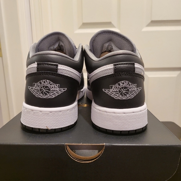 The Air Jordan 1 Low Black White Grey (GS) - Picture 5 of 8